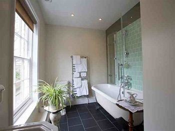 5 Chapel Street Bed And Breakfast CBG Dış mekan fotoğraf